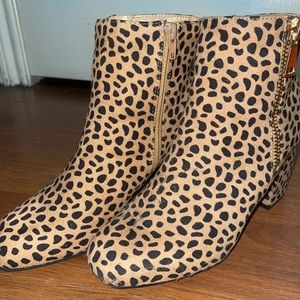 Cheetah print size 6.5